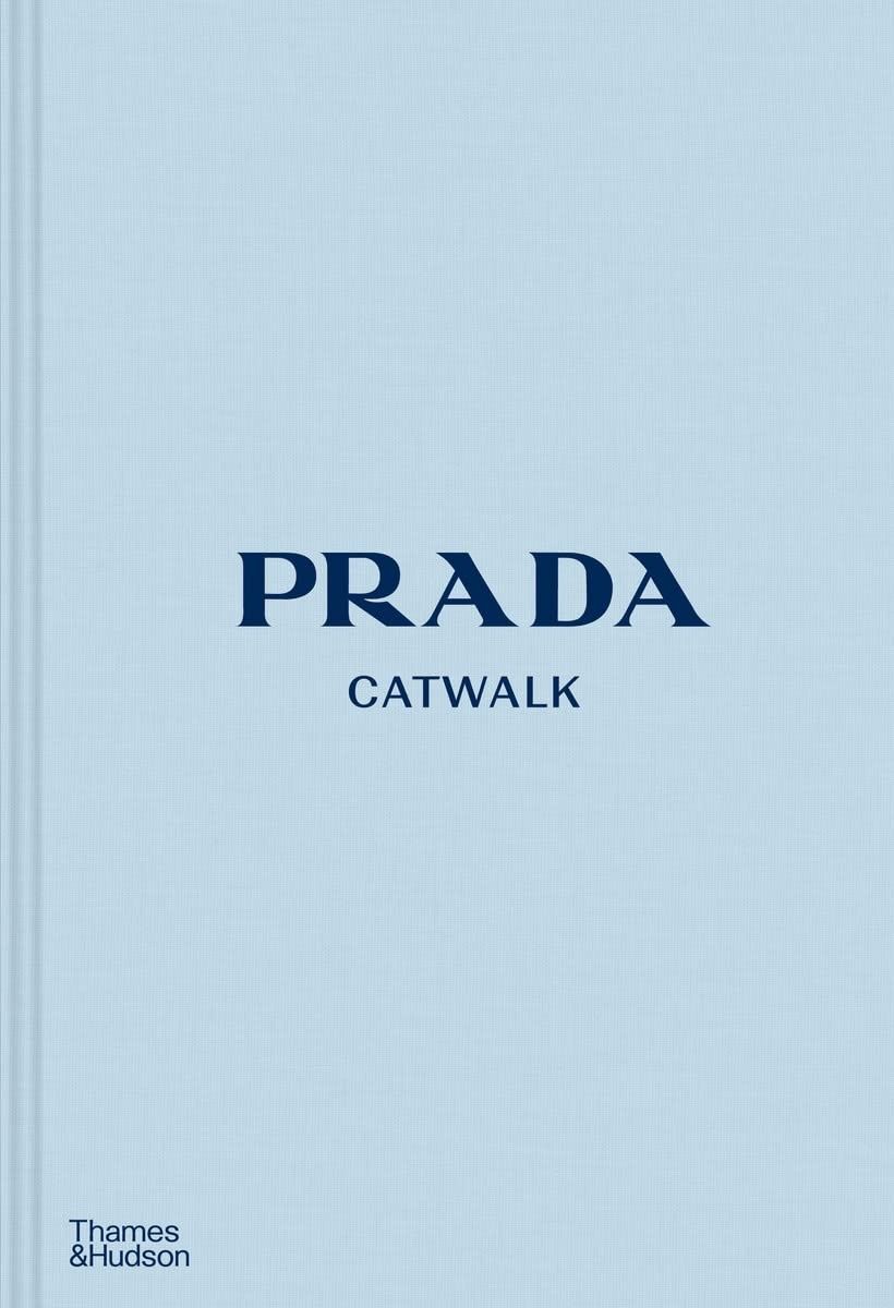 Обкладинка Prada Catwalk