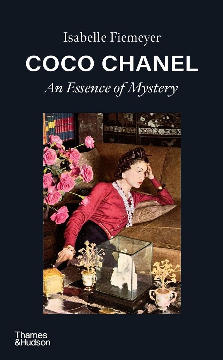 Обкладинка Coco Chanel
