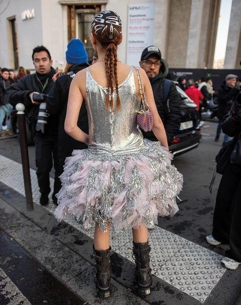 It&rsquo;s All About Metallics, Suzanne Middlemass