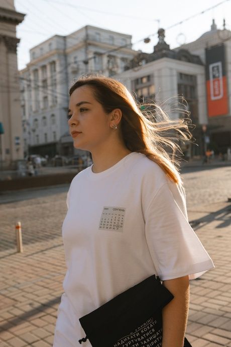 Футболка біла "Сенс в Україні" (M),