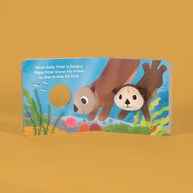 Baby Otter: Finger Puppet Book, Yu-Hsuan Huang