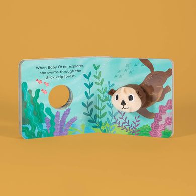 Baby Otter: Finger Puppet Book, Yu-Hsuan Huang